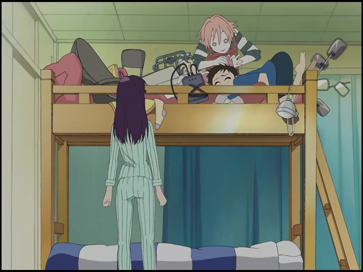 [Tsukyio Editing Resources] FLCL (Episode 3) Raw Clips (229) (tsukyio.com).mp4